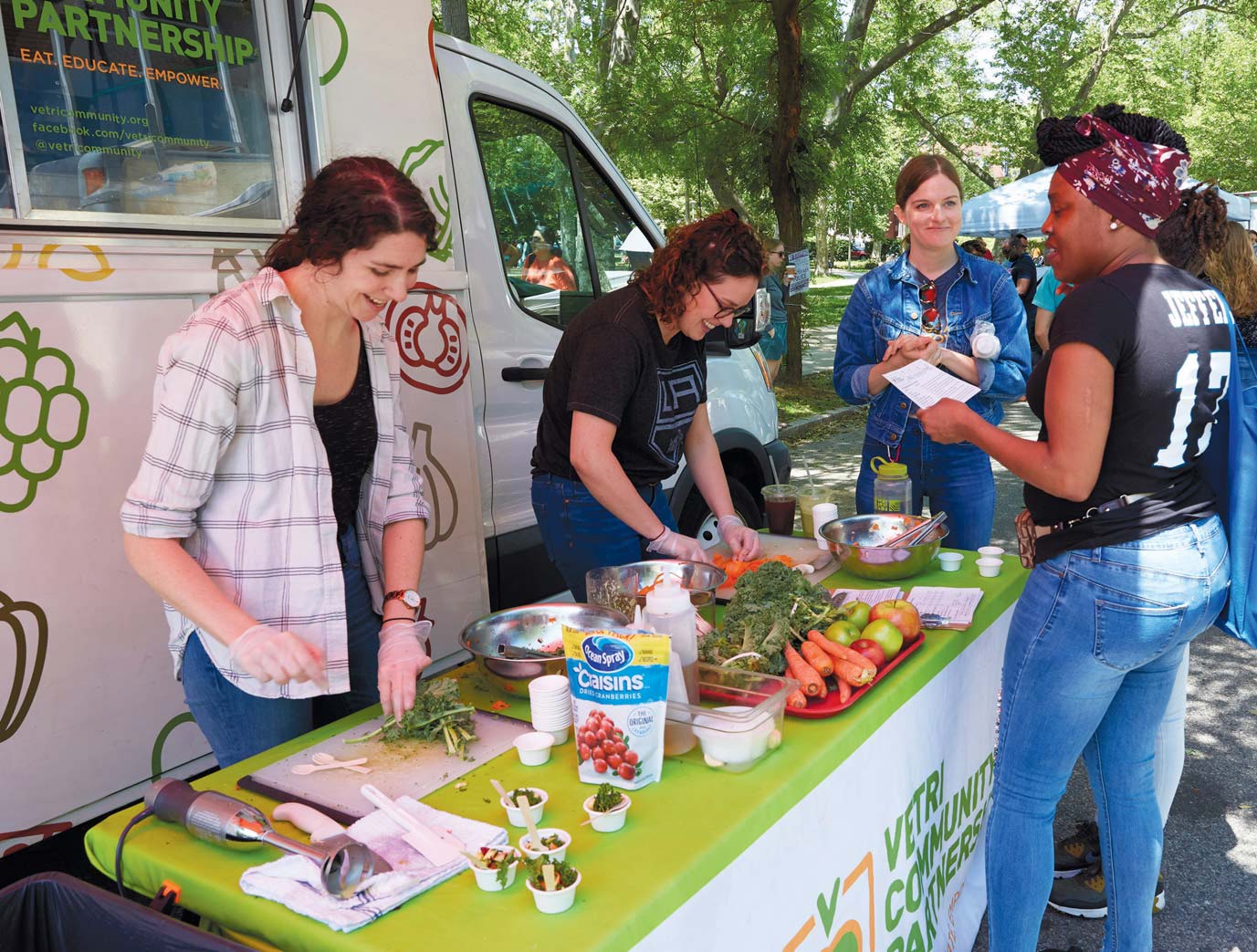 Vetri Community Partnership travels to Clark Park Farmers' Market to teach healthy cooking basics.
