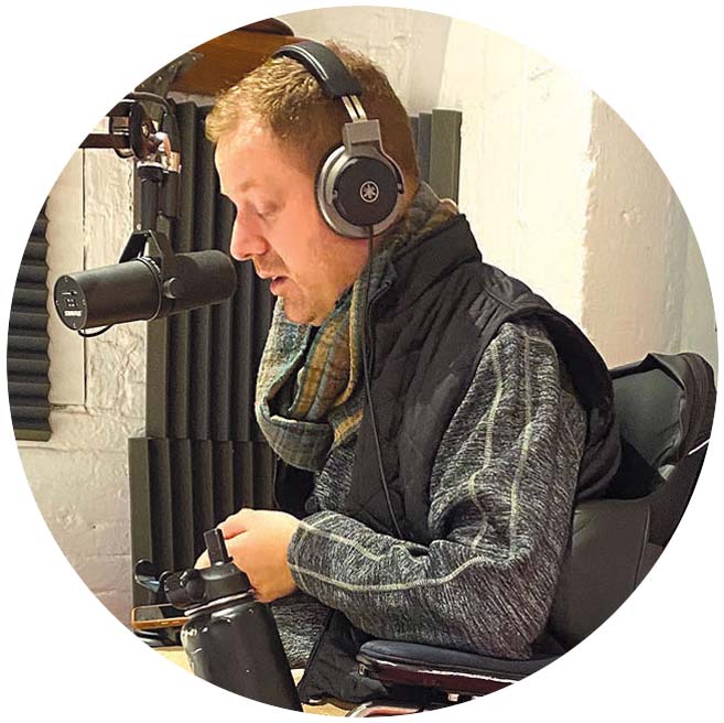 Eli Kulp podcasting
