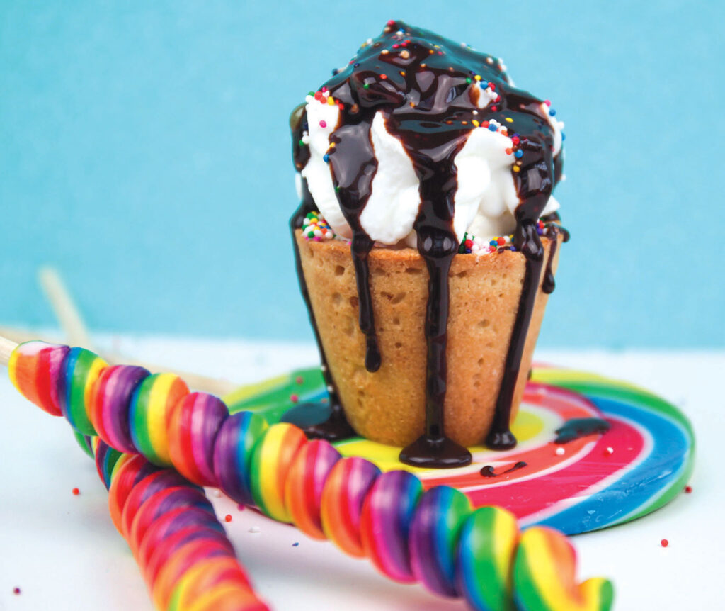 Snackadabra cookie cup with ice cream